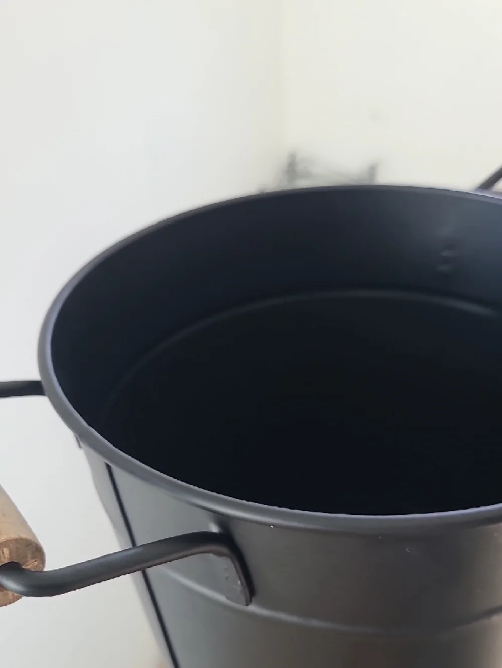 Black Metal Ice Bucket with Wooden Handle Accents Farmhouse
